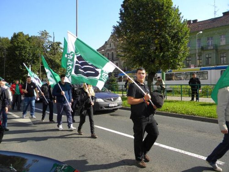 <em>Hír szerkesztése</em> Mégsem tüntet a román szélsőjobb