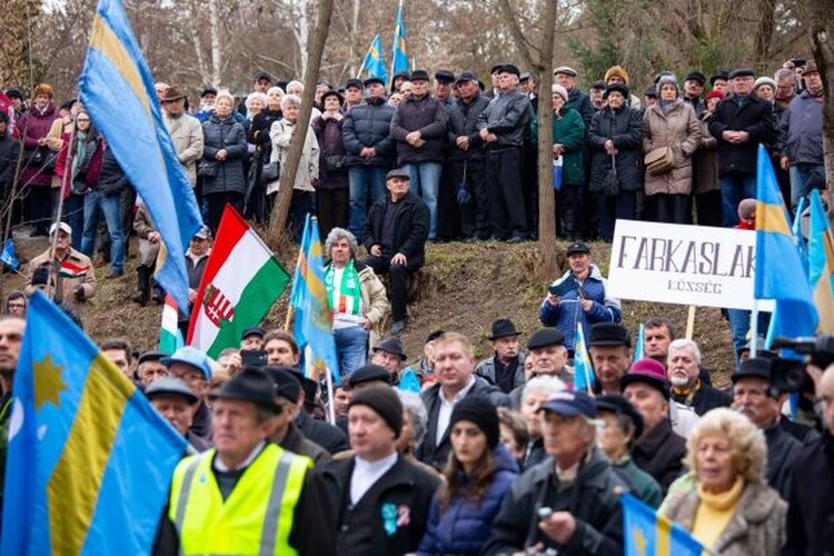 <em>Hír szerkesztése</em> Népszámlálás: a magyar nemzetiség alkategóriája a székely identitás