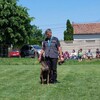 Tóth Attila kutyakiképző és belga juhászkutyája a tavalyi kisiratosi gyereknapon tartott bemutatón | Fotó: Pataky Lehel Zsolt